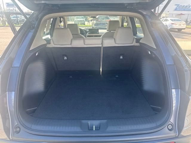 Used 2023 Honda HR-V LX image 12