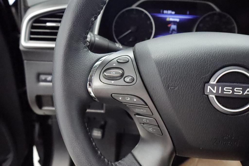 Used 2023 Nissan Murano SV AWD/4WD image 25