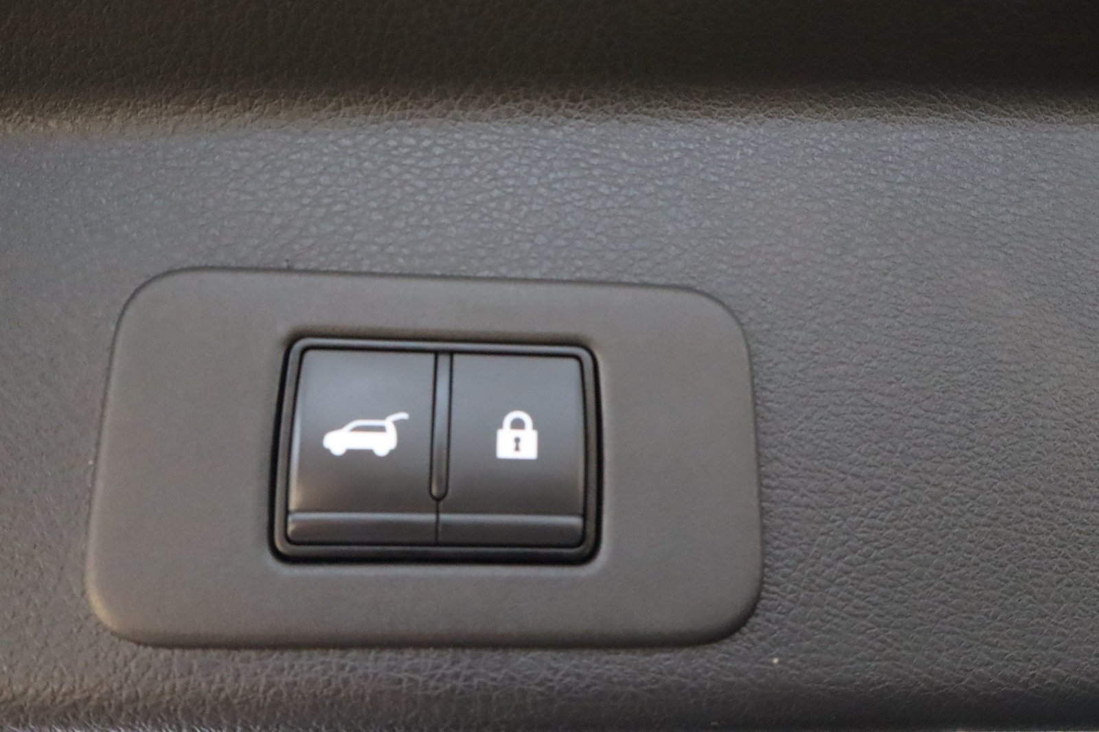 Used 2025 Nissan Murano Platinum w/ Cargo Package AWD/4WD image 39