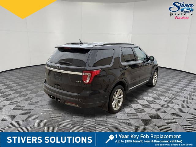 Used 2019 Ford Explorer XLT w/ Equipment Group 202A AWD/4WD image 6