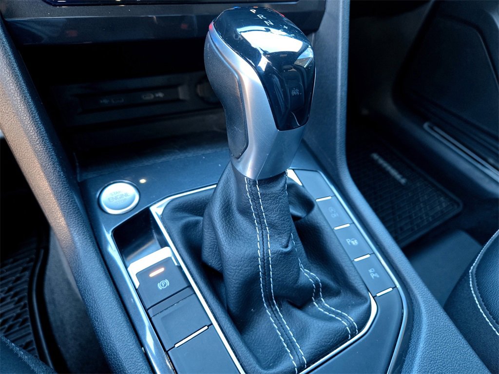 Used 2022 Volkswagen Tiguan SEL R-Line image 23