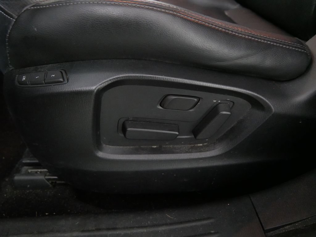 Used 2023 MAZDA CX-9 Touring Plus AWD/4WD image 19