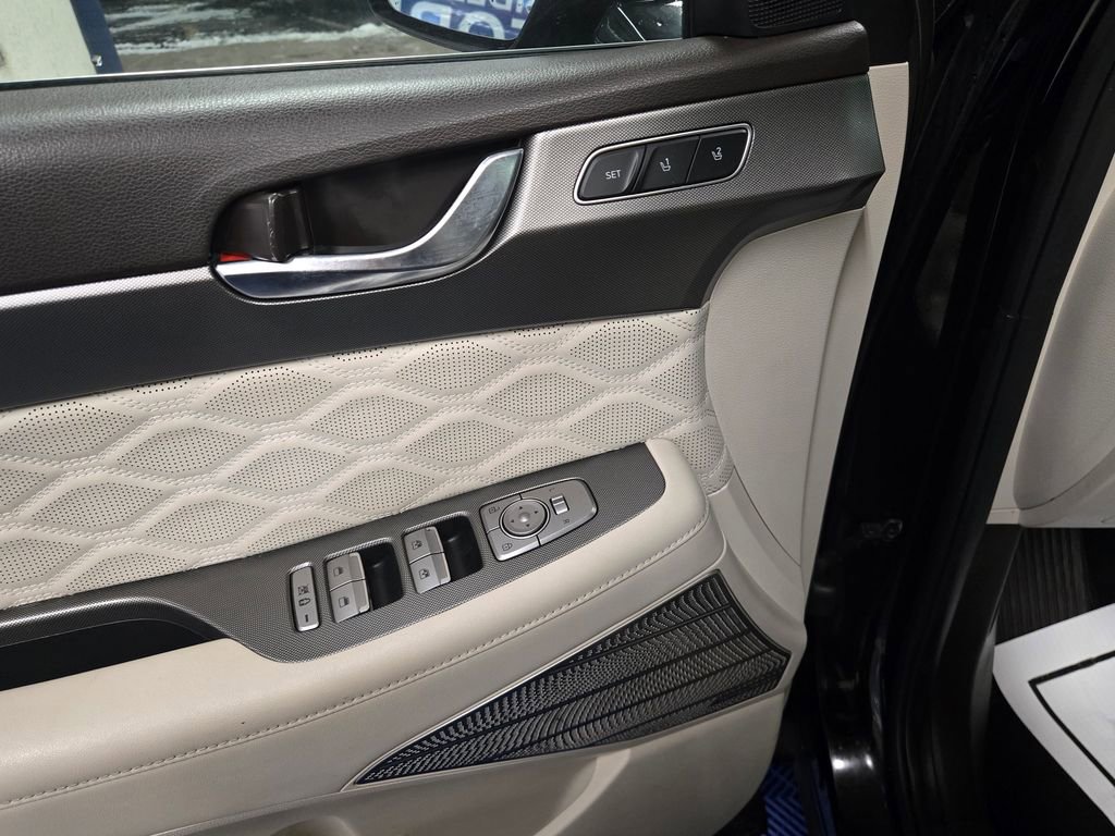 Used 2021 Hyundai Palisade Calligraphy image 11