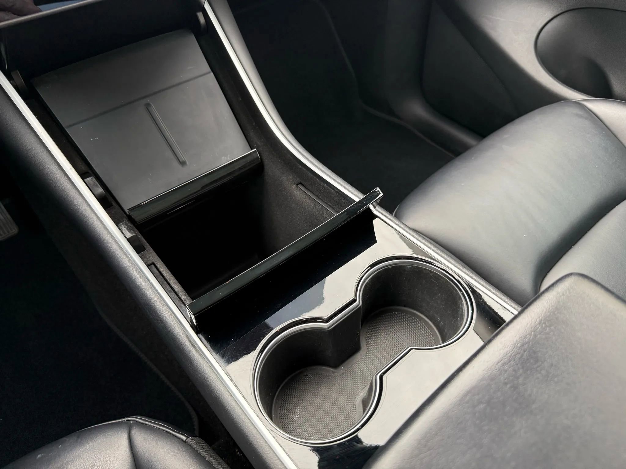 Used 2021 Tesla Model Y Long Range image 24