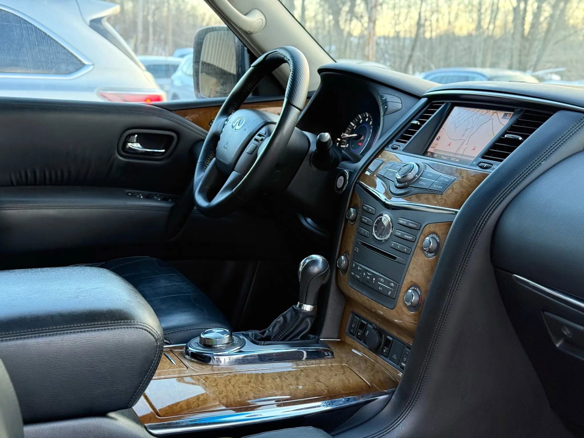 Used 2014 INFINITI QX80 4WD w/ Theater Package image 54