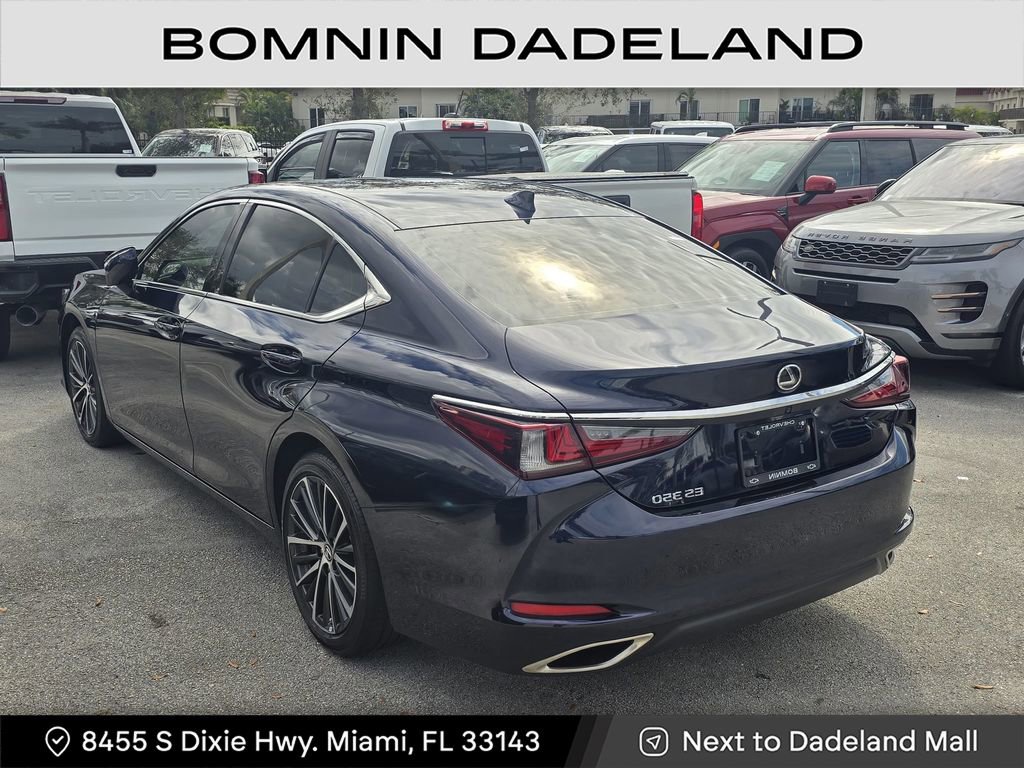 Used 2024 Lexus ES 350 w/ Premium Package image 4