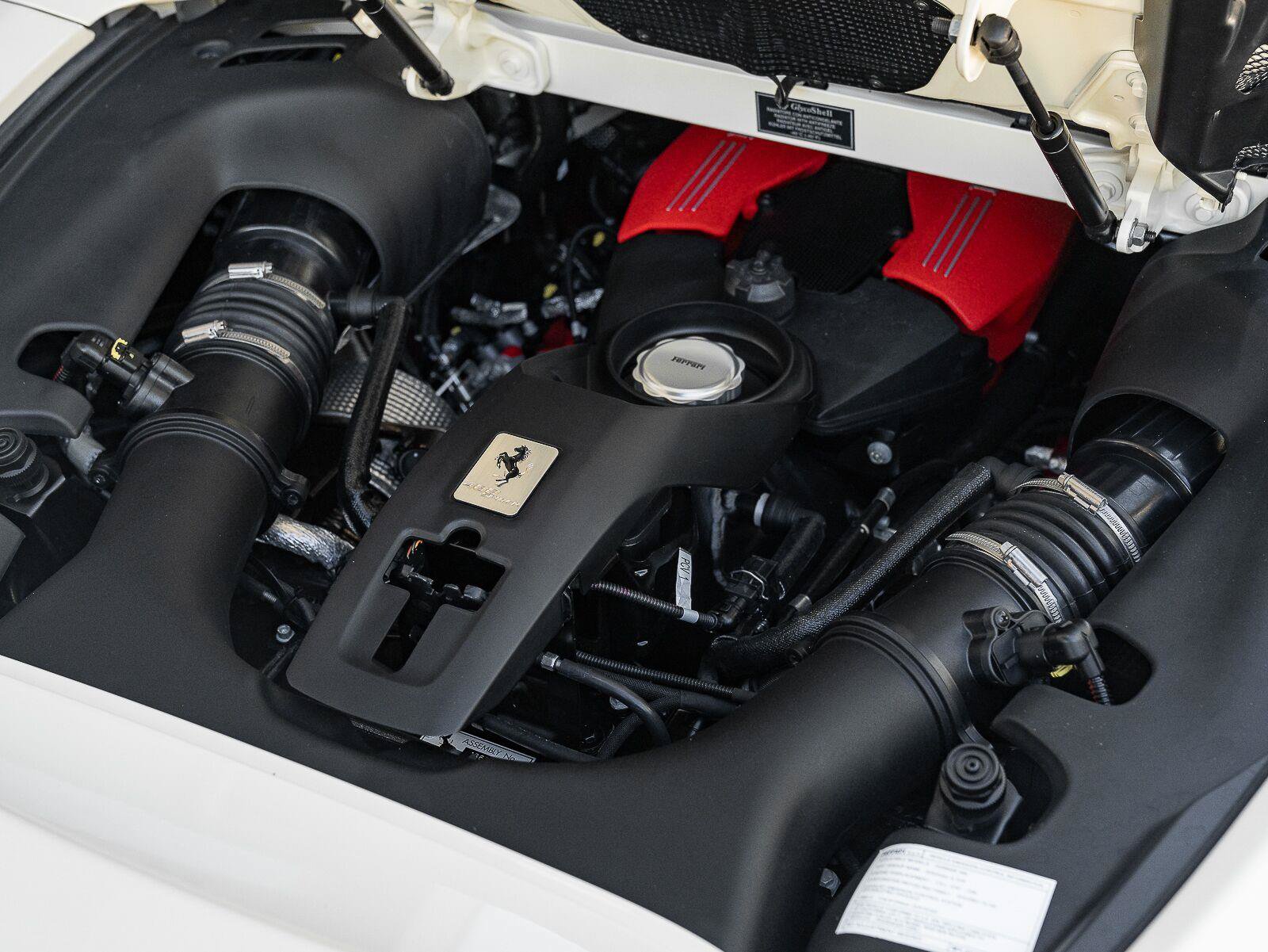 Used 2016 Ferrari 488 Spider RWD image 22