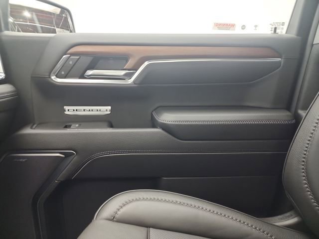 Used 2023 GMC Sierra 1500 Denali w/ Denali Reserve Package image 33