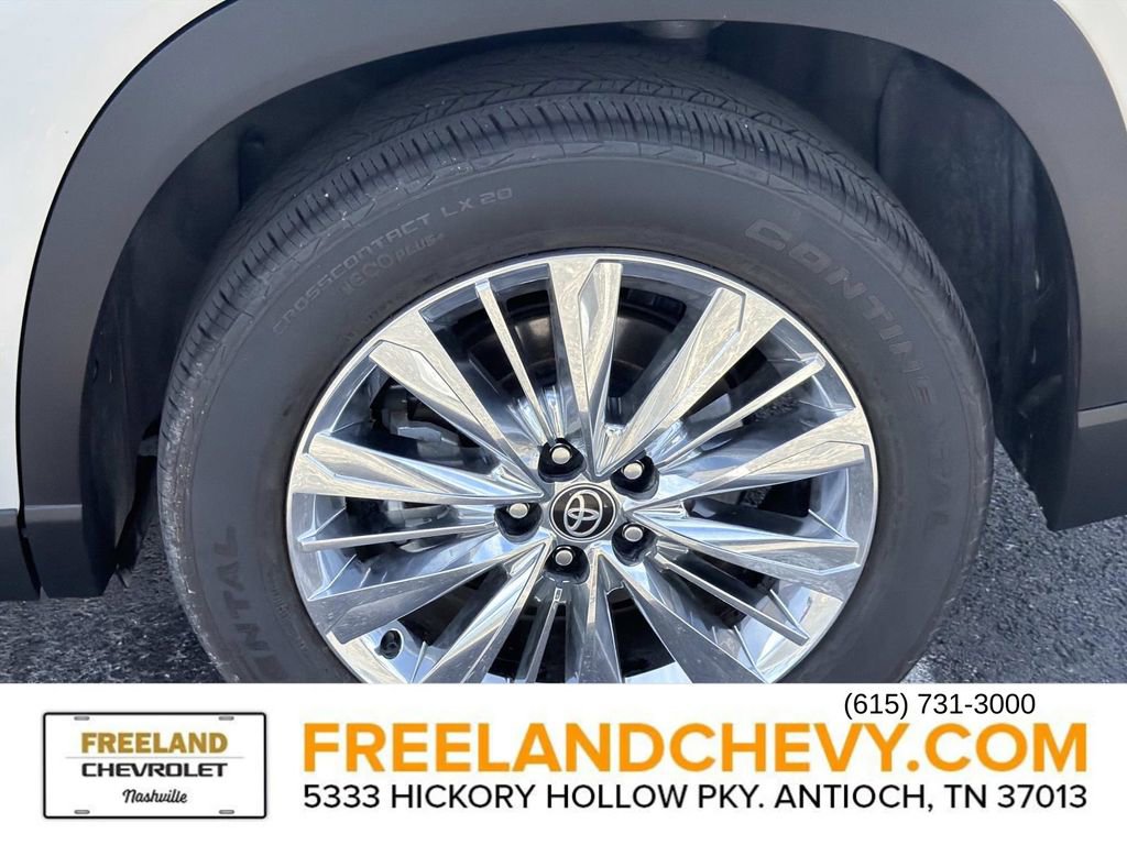 Used 2024 Toyota Grand Highlander Platinum image 11