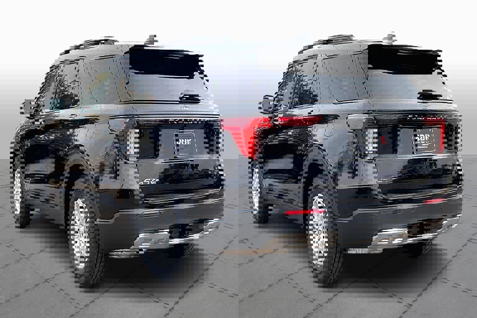 New 2026 Ford Explorer Active w/ Active Comfort Package image 12