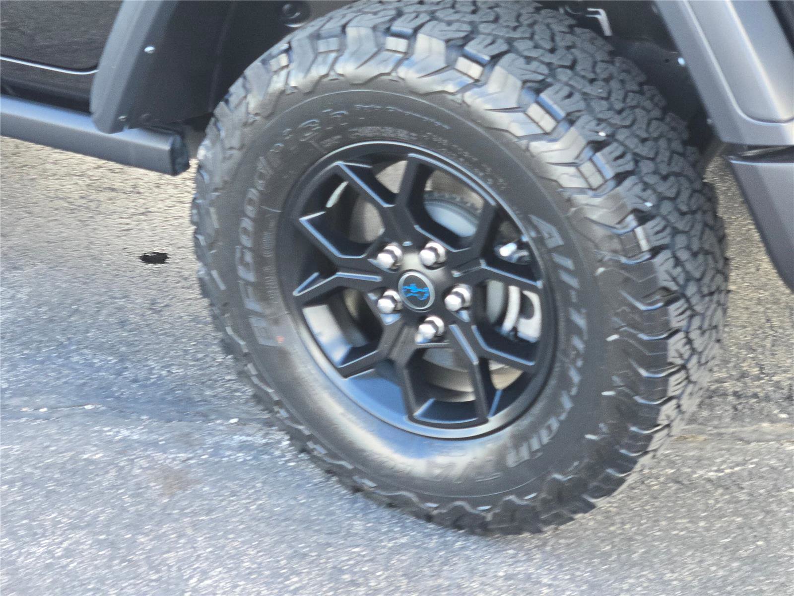 Used 2024 Jeep Wrangler Willys AWD/4WD image 19