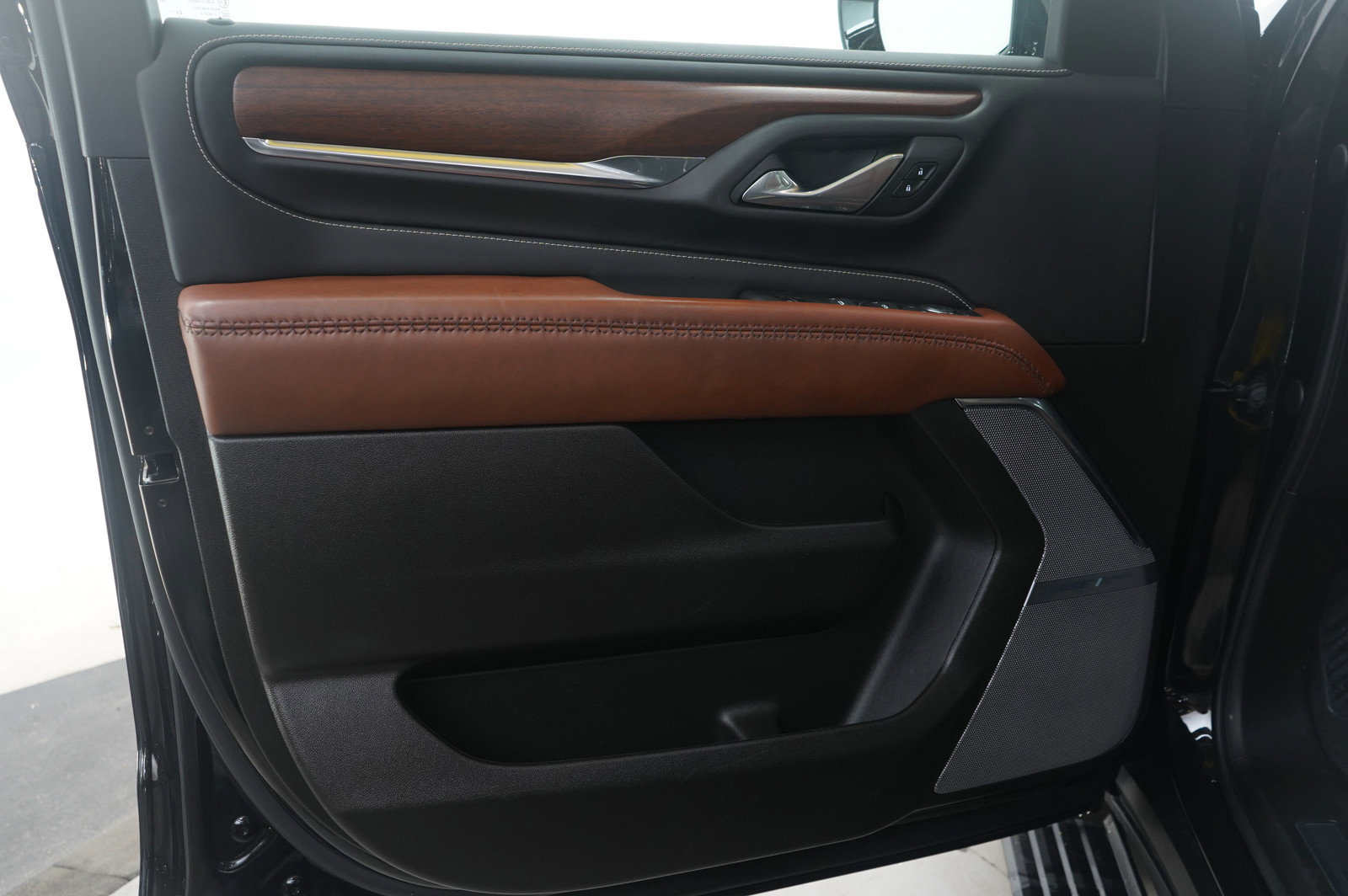 Used 2024 GMC Yukon Denali Ultimate image 22