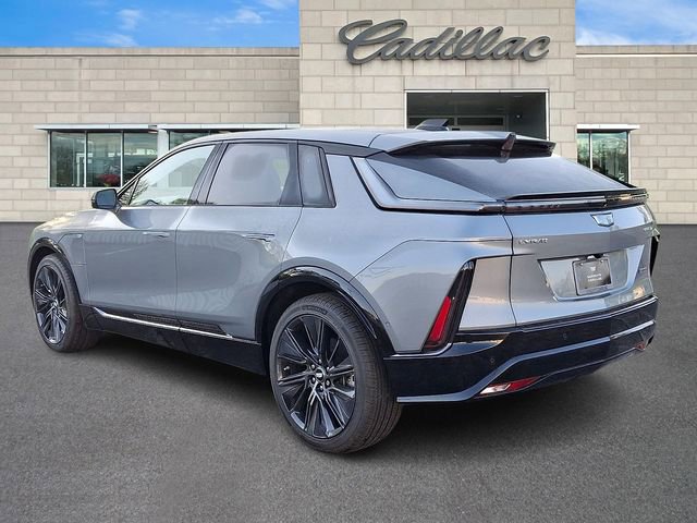 New 2026 Cadillac Lyriq Signature Sport AWD/4WD image 4