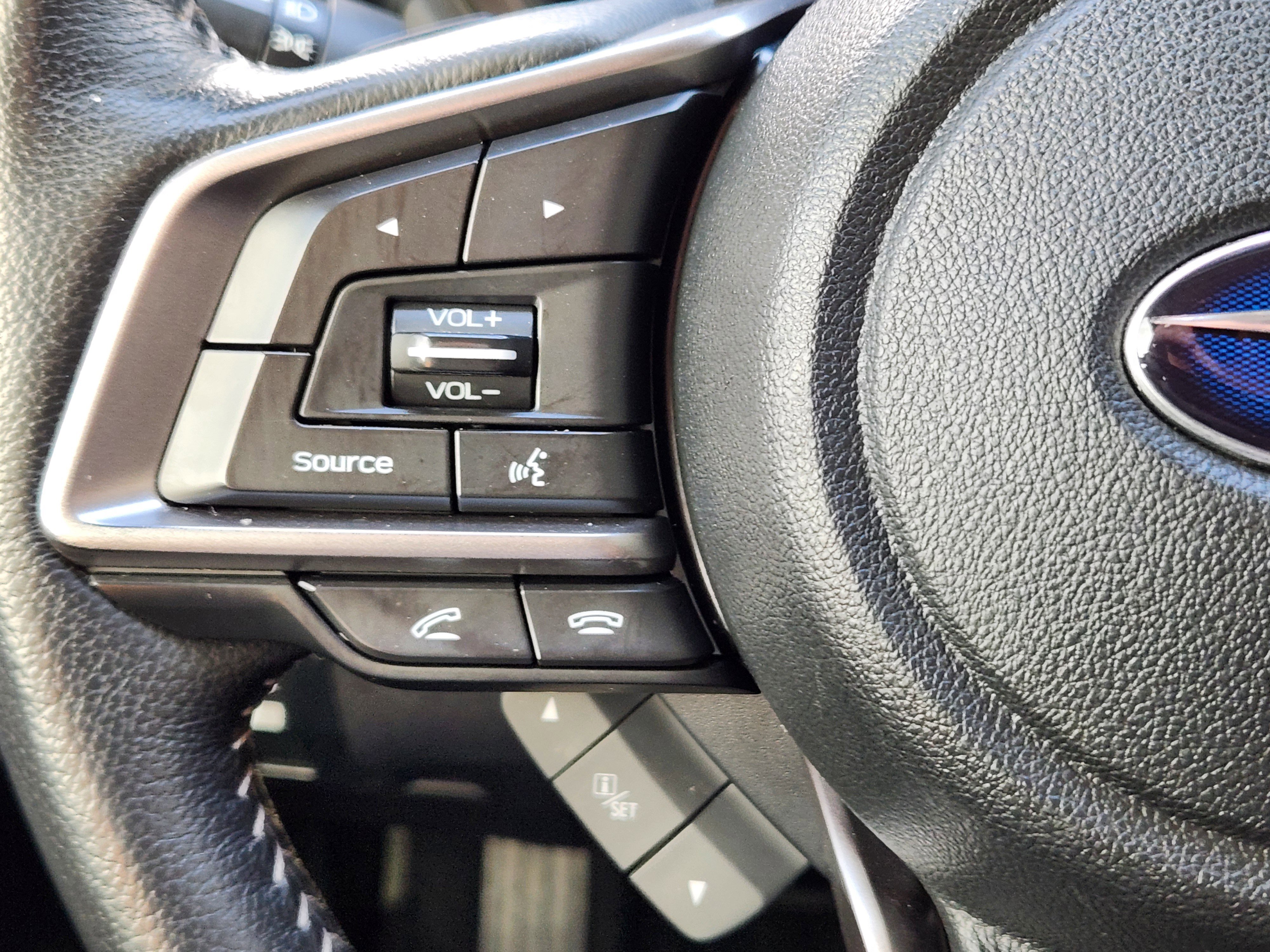 Used 2020 Subaru Ascent Limited w/ Technology Package image 30