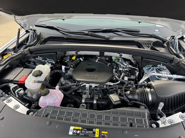 New 2026 Jeep Grand Cherokee Limited AWD/4WD image 39
