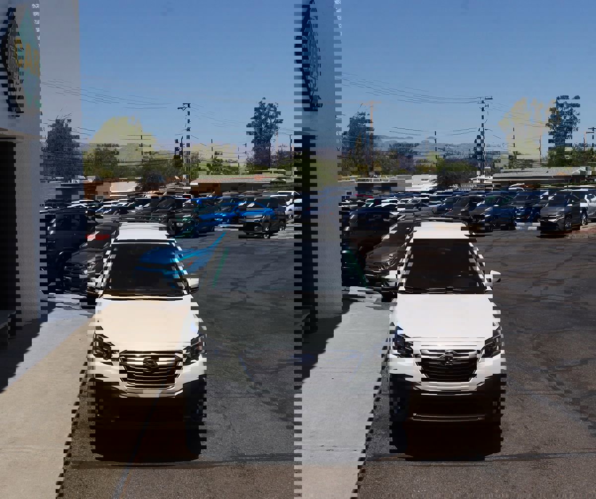 Used 2022 Subaru Outback Premium image 15