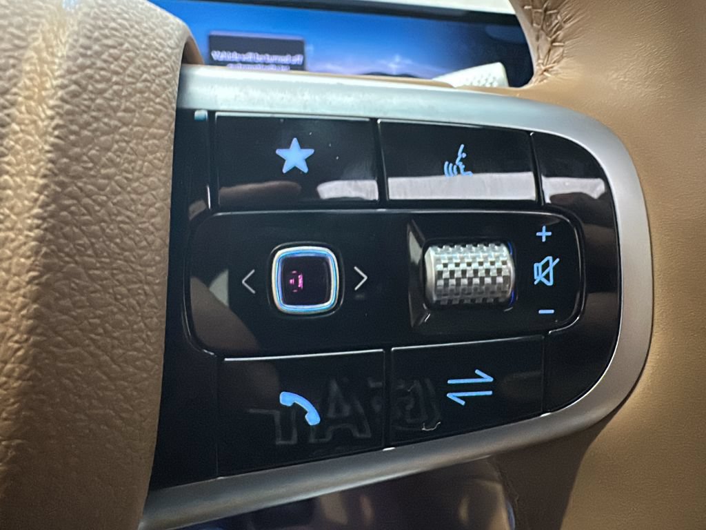 Certified 2025 Genesis G80 2.5T Advanced AWD/4WD image 24