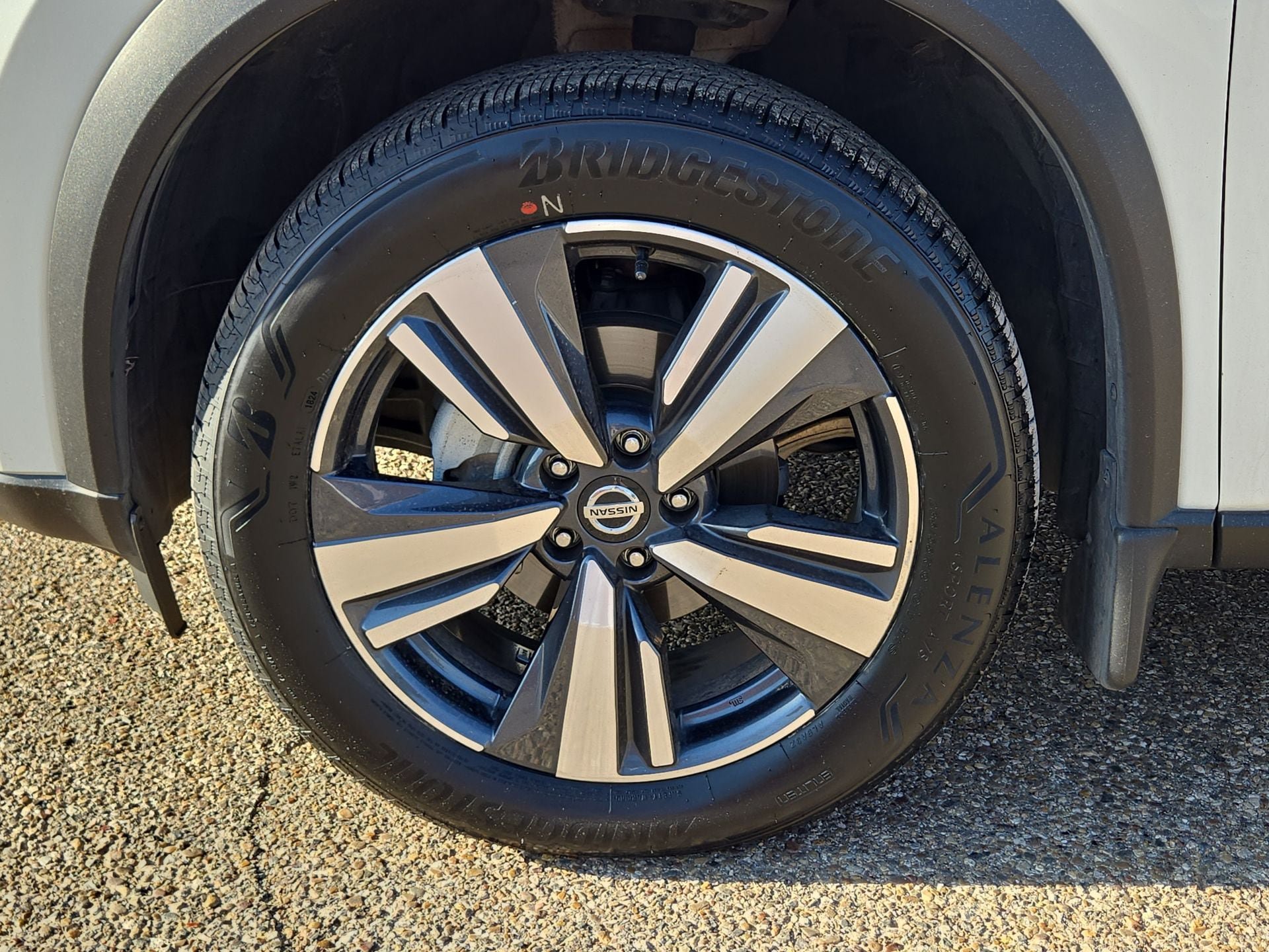 Used 2021 Nissan Rogue SL w/ Premium Package AWD/4WD image 11