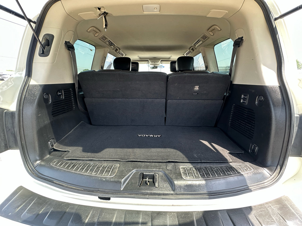 Used 2020 Nissan Armada Platinum w/ Captain's Chairs Package image 46