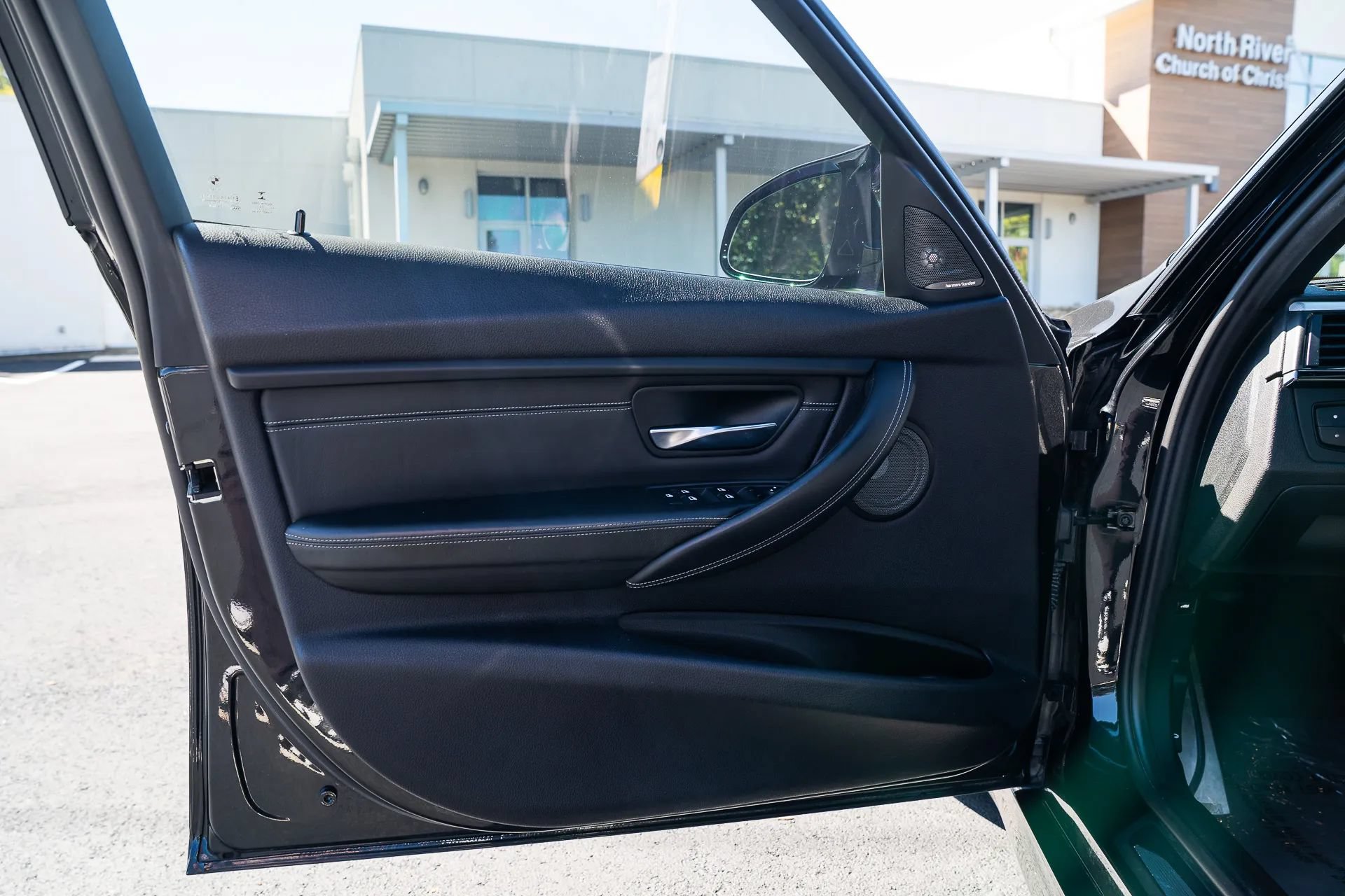 Used 2015 BMW M3 RWD image 22