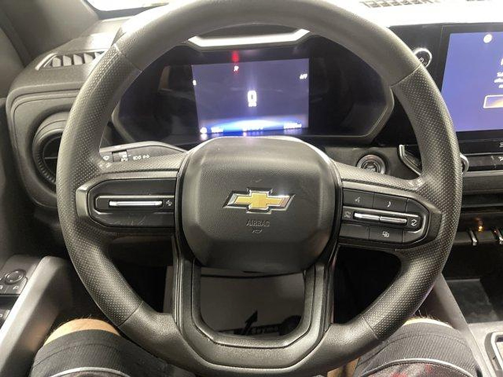 Used 2023 Chevrolet Colorado W/T RWD image 22