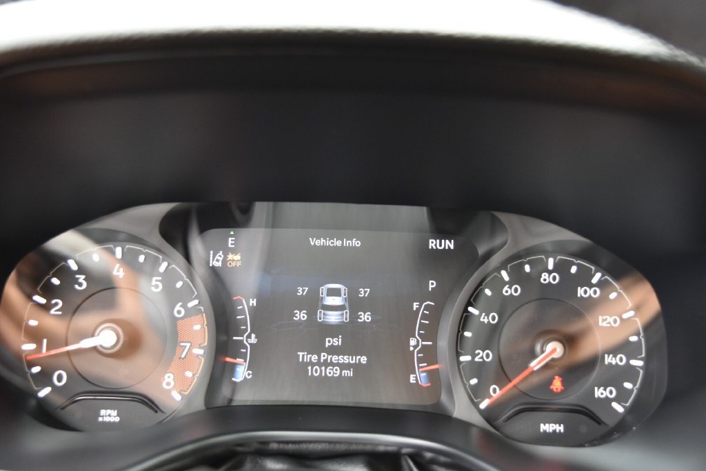 Certified 2025 Jeep Compass Limited AWD/4WD image 15