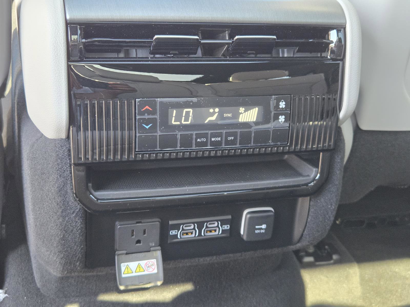 New 2026 Jeep Grand Wagoneer 2WD w/ Premium Group I image 27