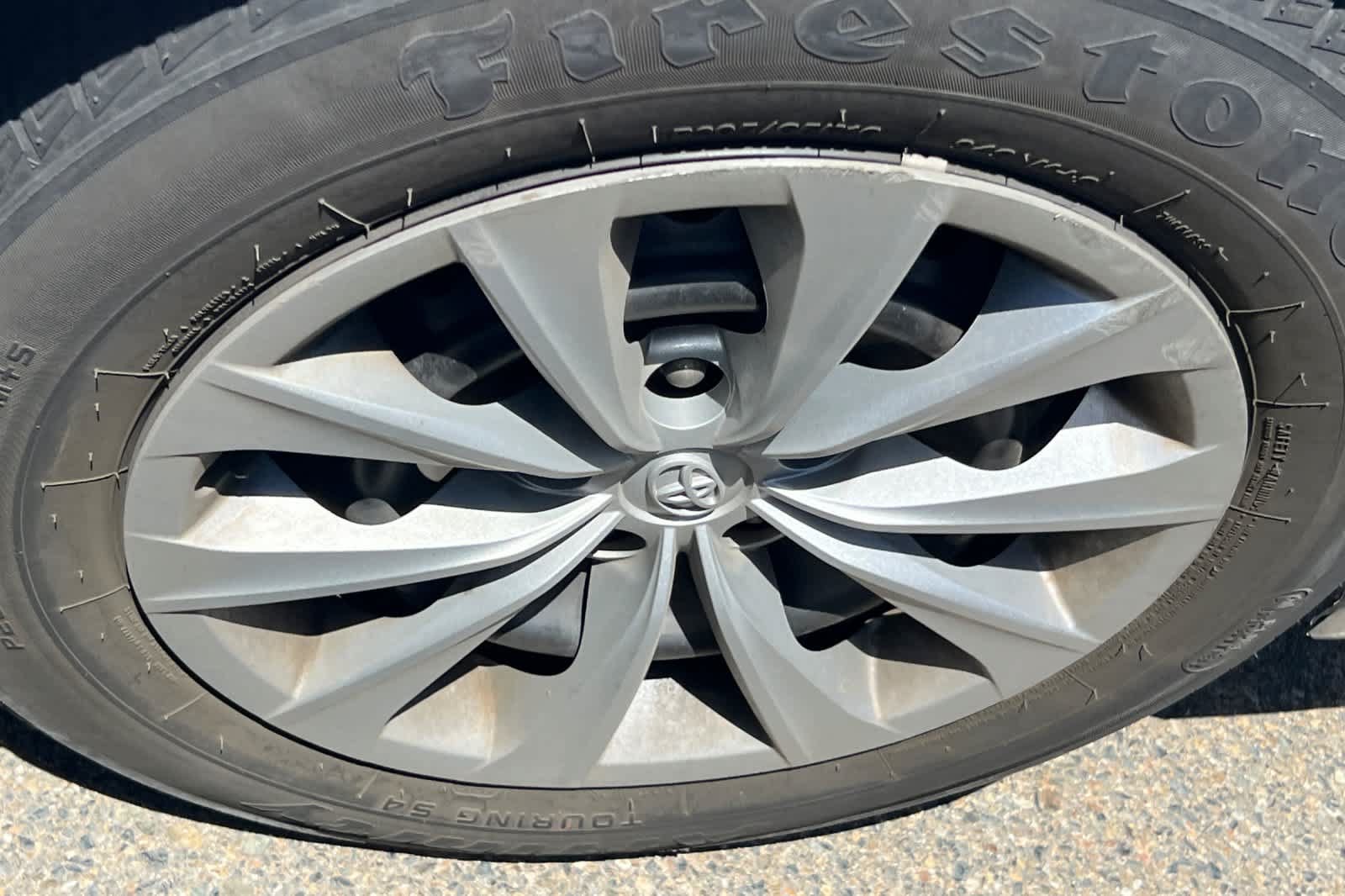 Used 2017 Toyota Camry LE FWD image 15