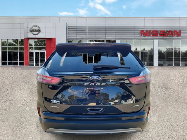 Used 2024 Ford Edge SEL image 5
