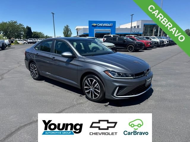 Used 2025 Volkswagen Jetta SE