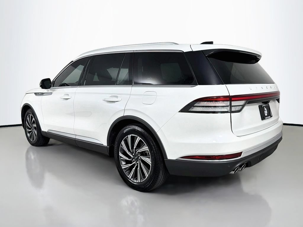 Used 2026 Lincoln Aviator 2WD image 7