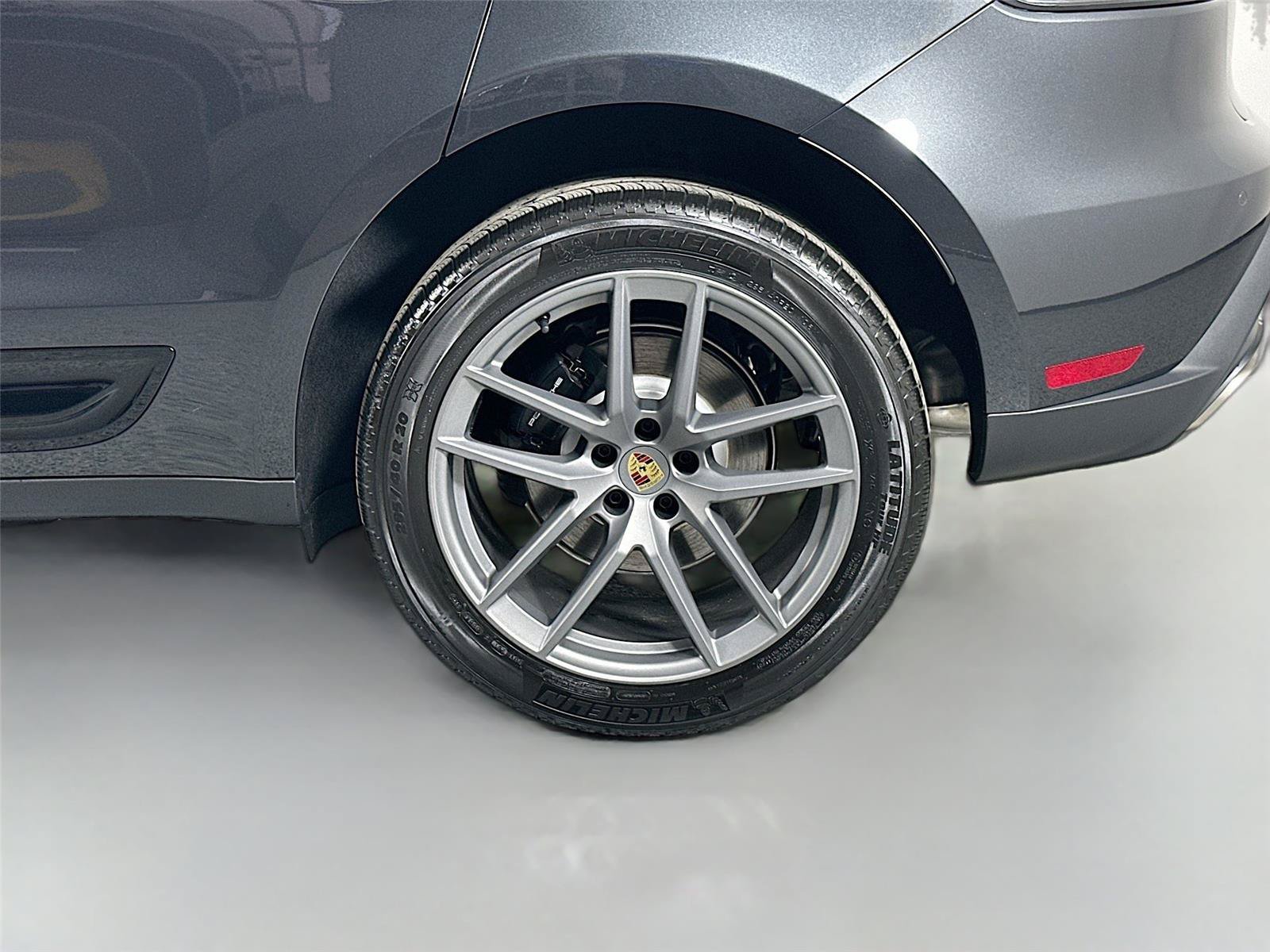 Certified 2026 Porsche Macan Turbo AWD/4WD image 12