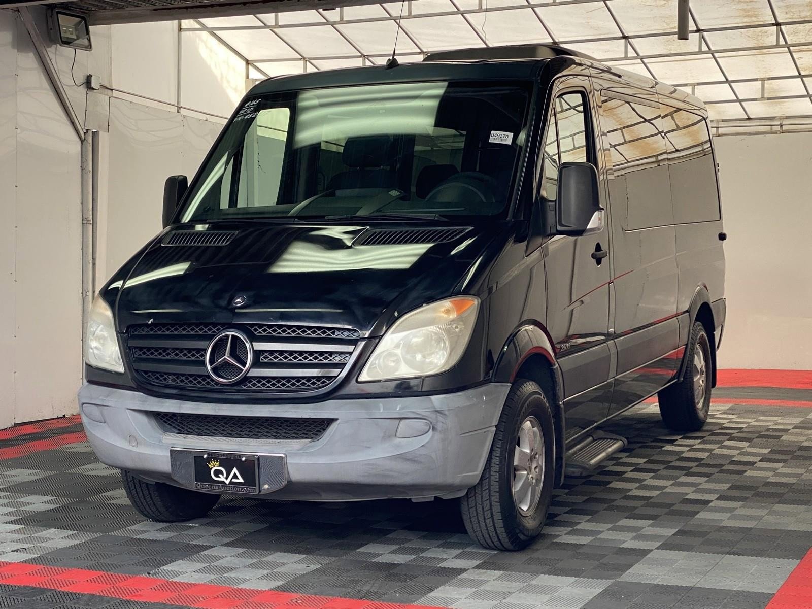 Used 2010 Mercedes-Benz Sprinter 2500 image 3