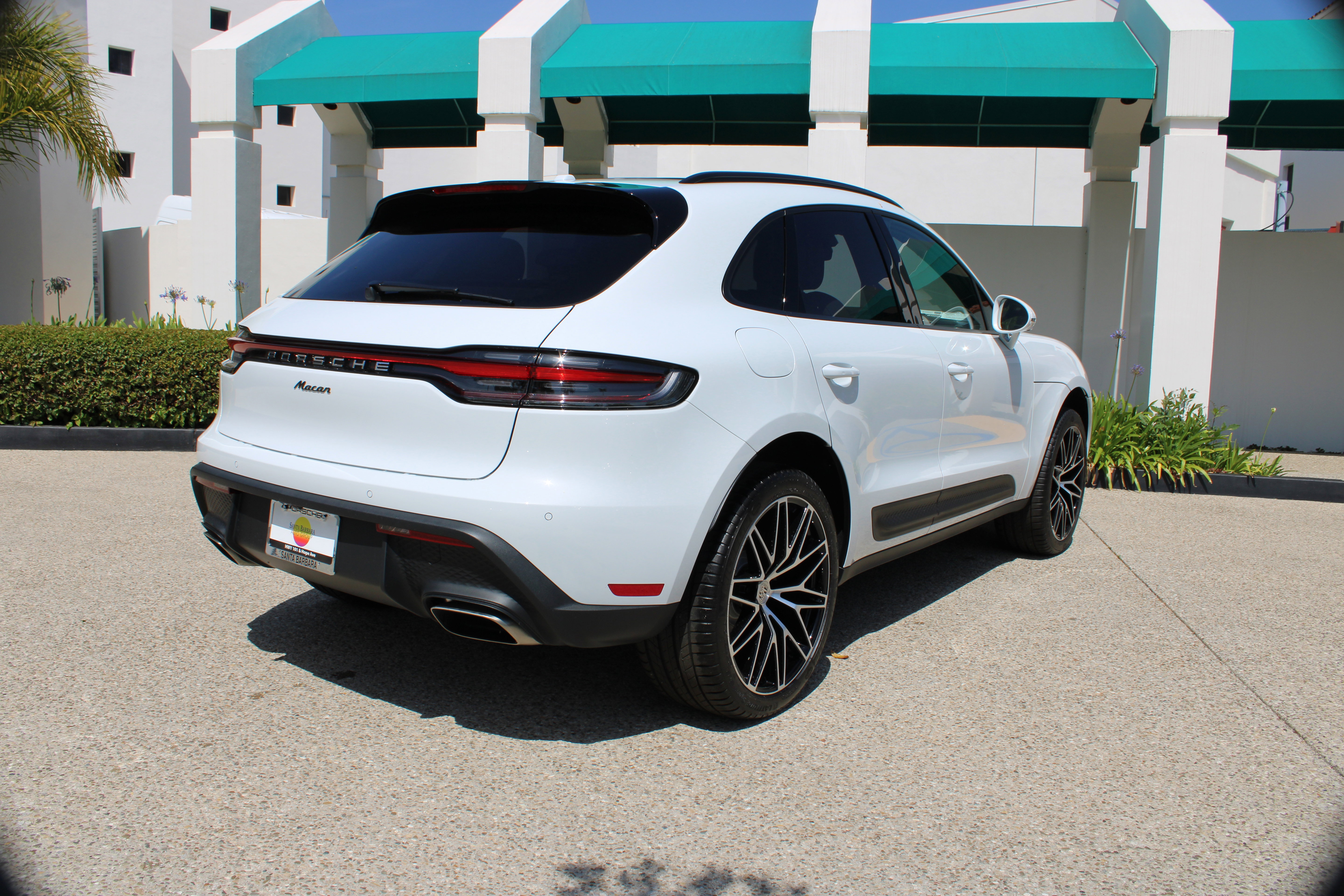New 2026 Porsche Macan AWD/4WD image 7
