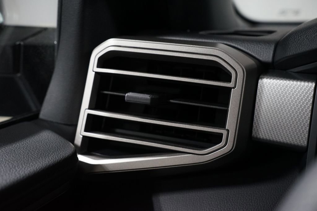 Certified 2025 Toyota Tundra Limited w/ TRD Off-Road Package image 28