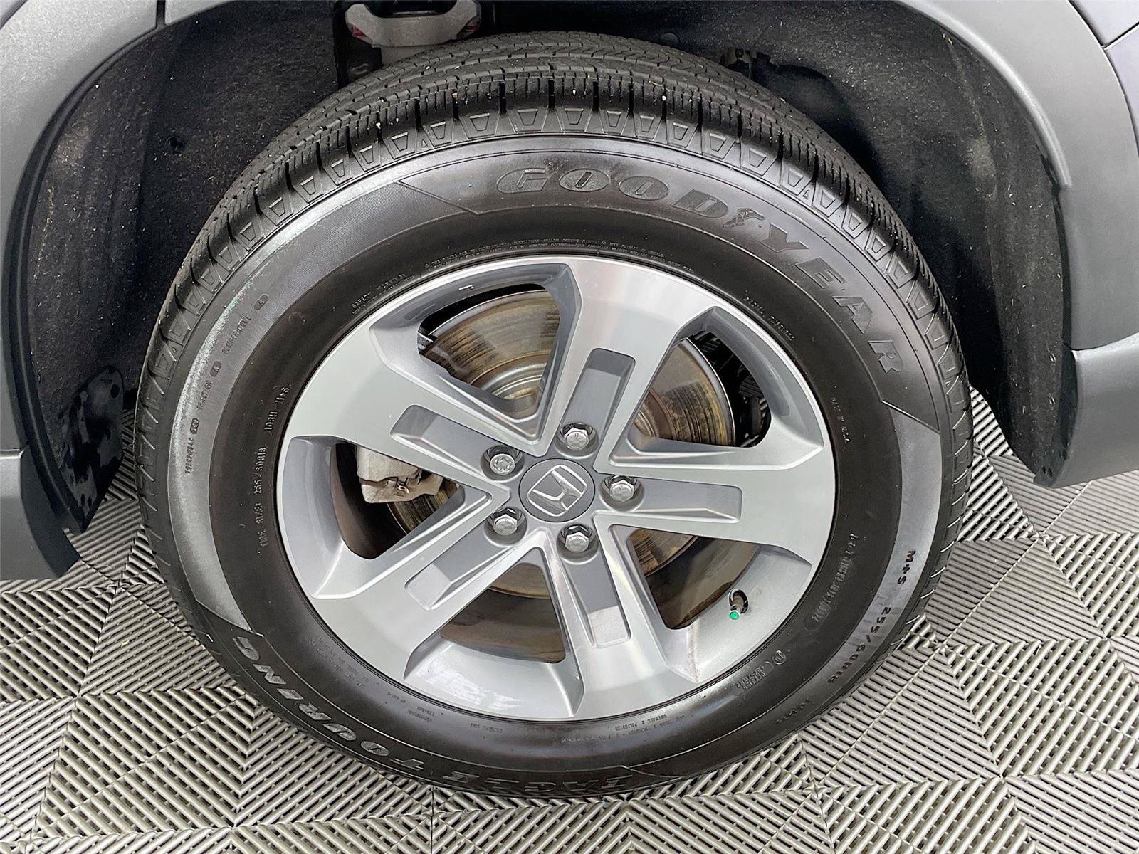 Certified 2025 Honda Pilot EX-L image 37