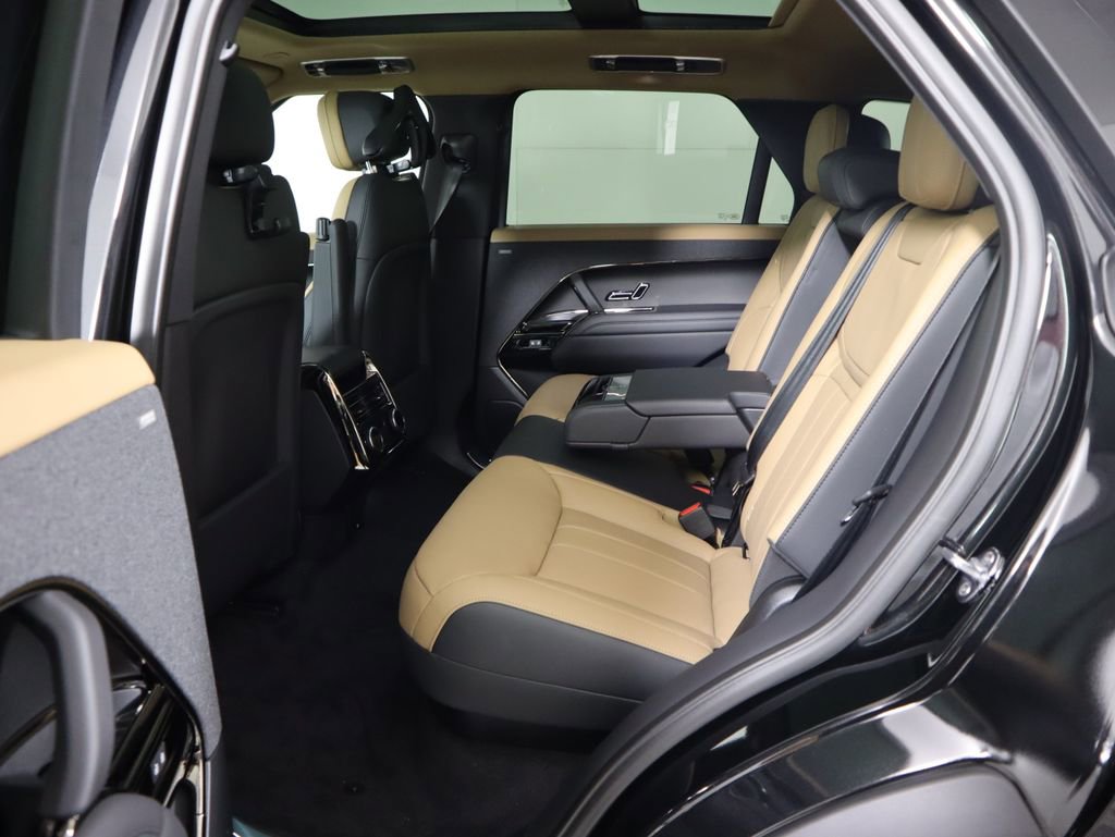 New 2026 Land Rover Range Rover Sport Dynamic SE image 23