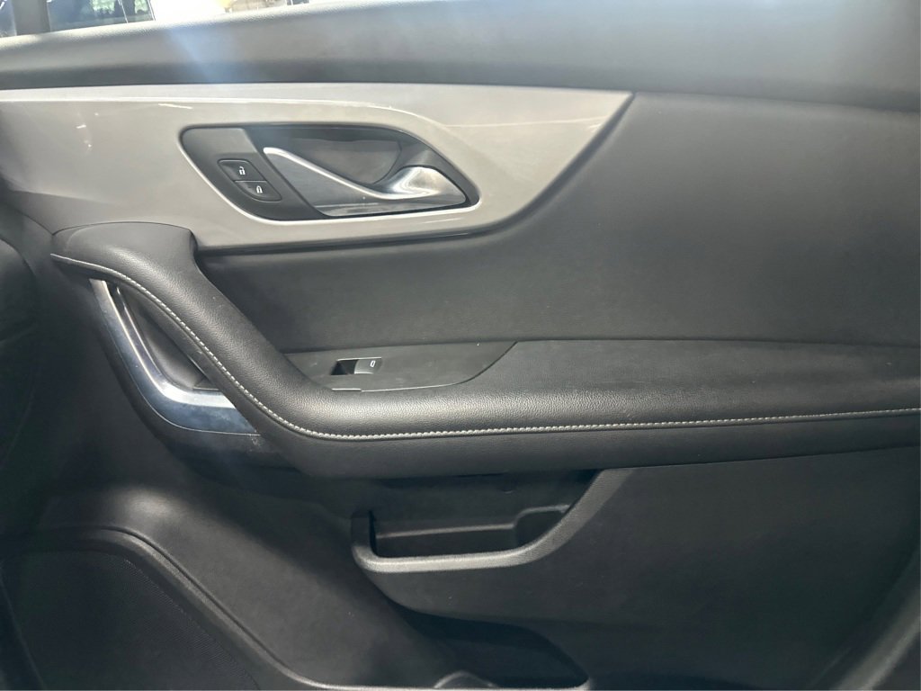 Used 2023 Chevrolet Blazer LT w/ Driver Confidence Package image 28