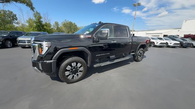 Certified 2024 GMC Sierra 3500 Denali w/ Denali Reserve Package AWD/4WD image 4
