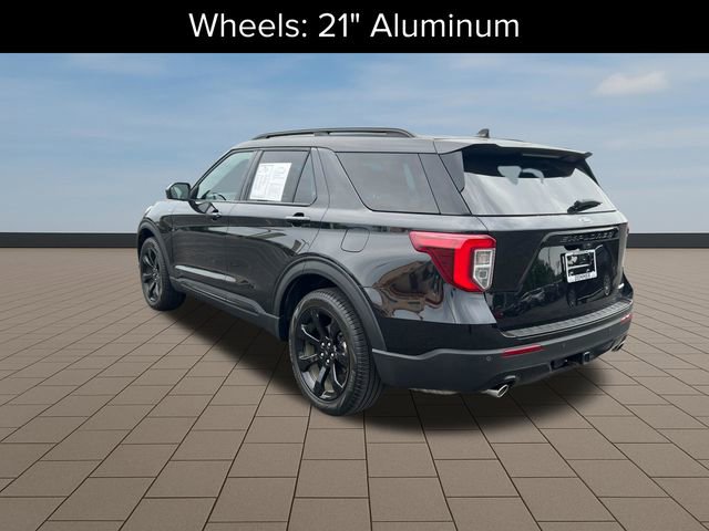 Used 2023 Ford Explorer ST-Line w/ Class IV Trailer Tow Package AWD/4WD image 5