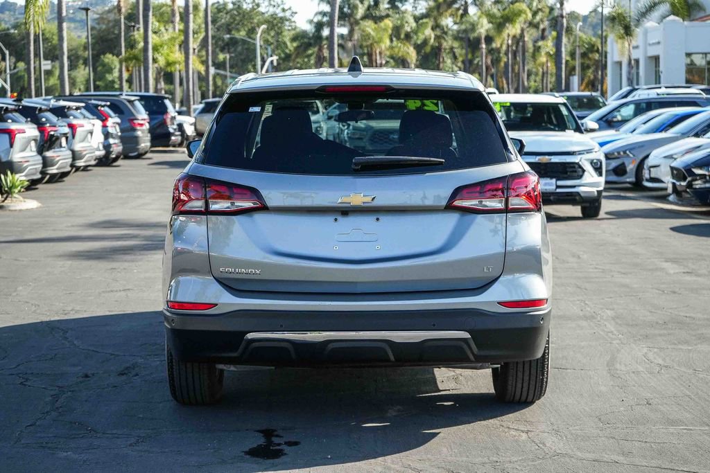 Used 2024 Chevrolet Equinox LT FWD image 5