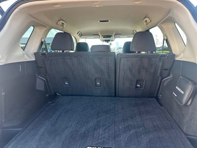 Used 2026 Nissan Rogue SV FWD image 20