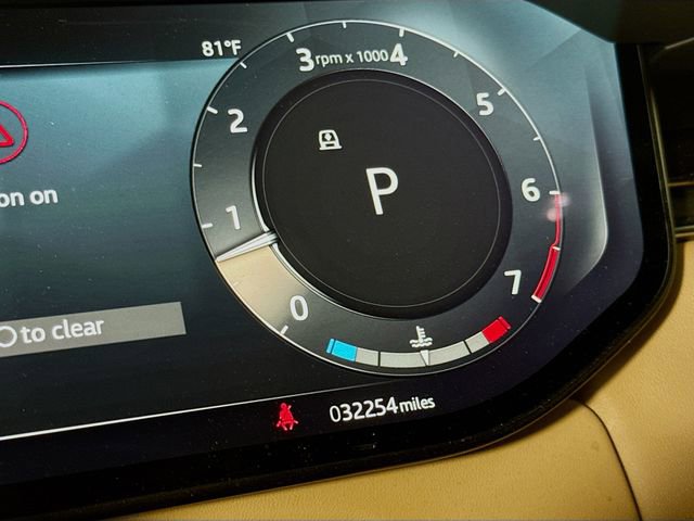 Certified 2023 Land Rover Range Rover SE image 13