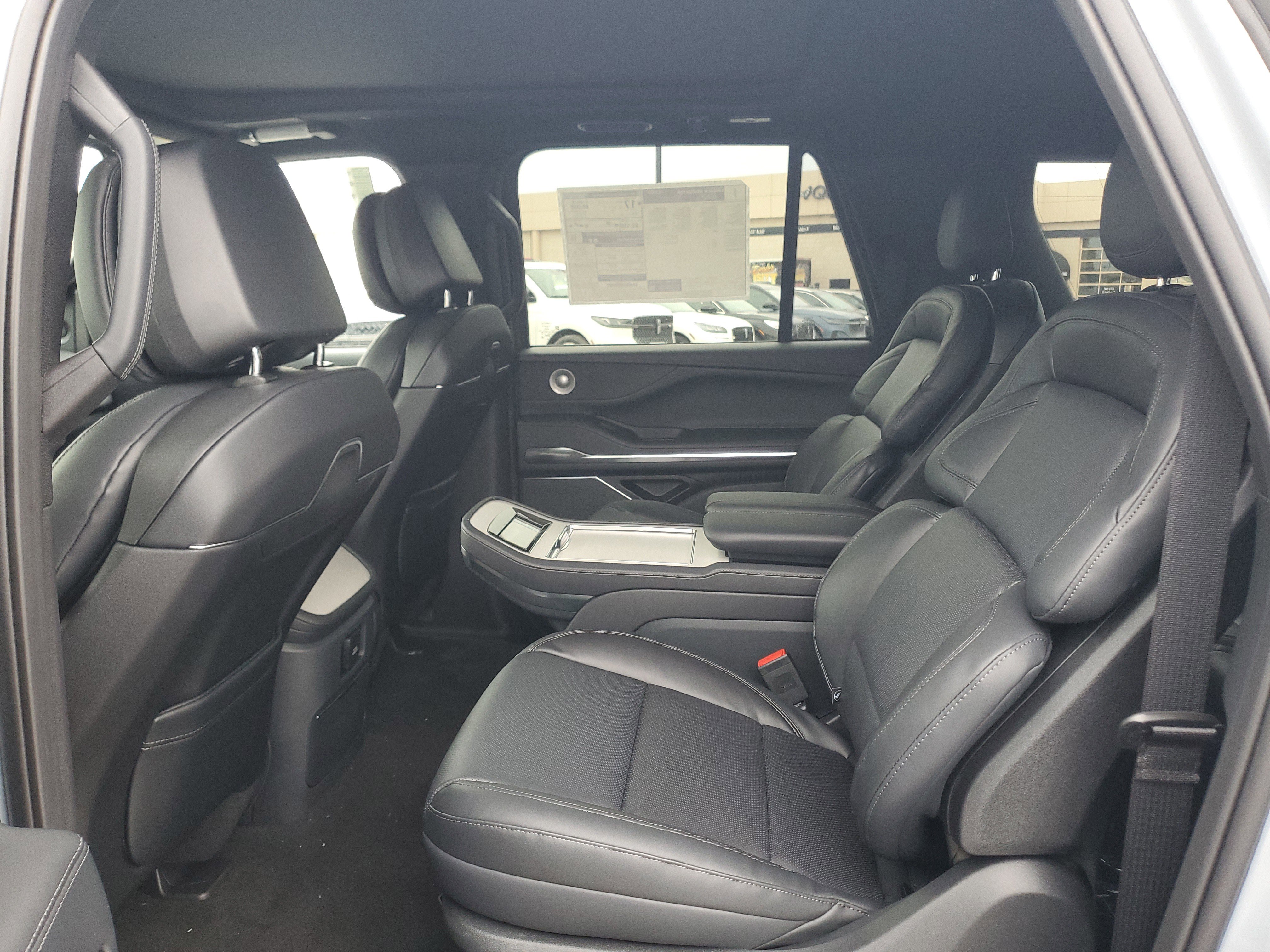 New 2025 Lincoln Navigator L Reserve w/ Jet Appearance Package image 27