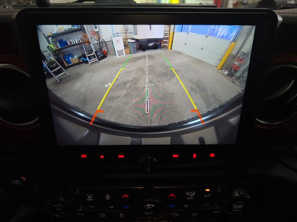 Used 2019 Jeep Wrangler Unlimited Rubicon AWD/4WD image 22