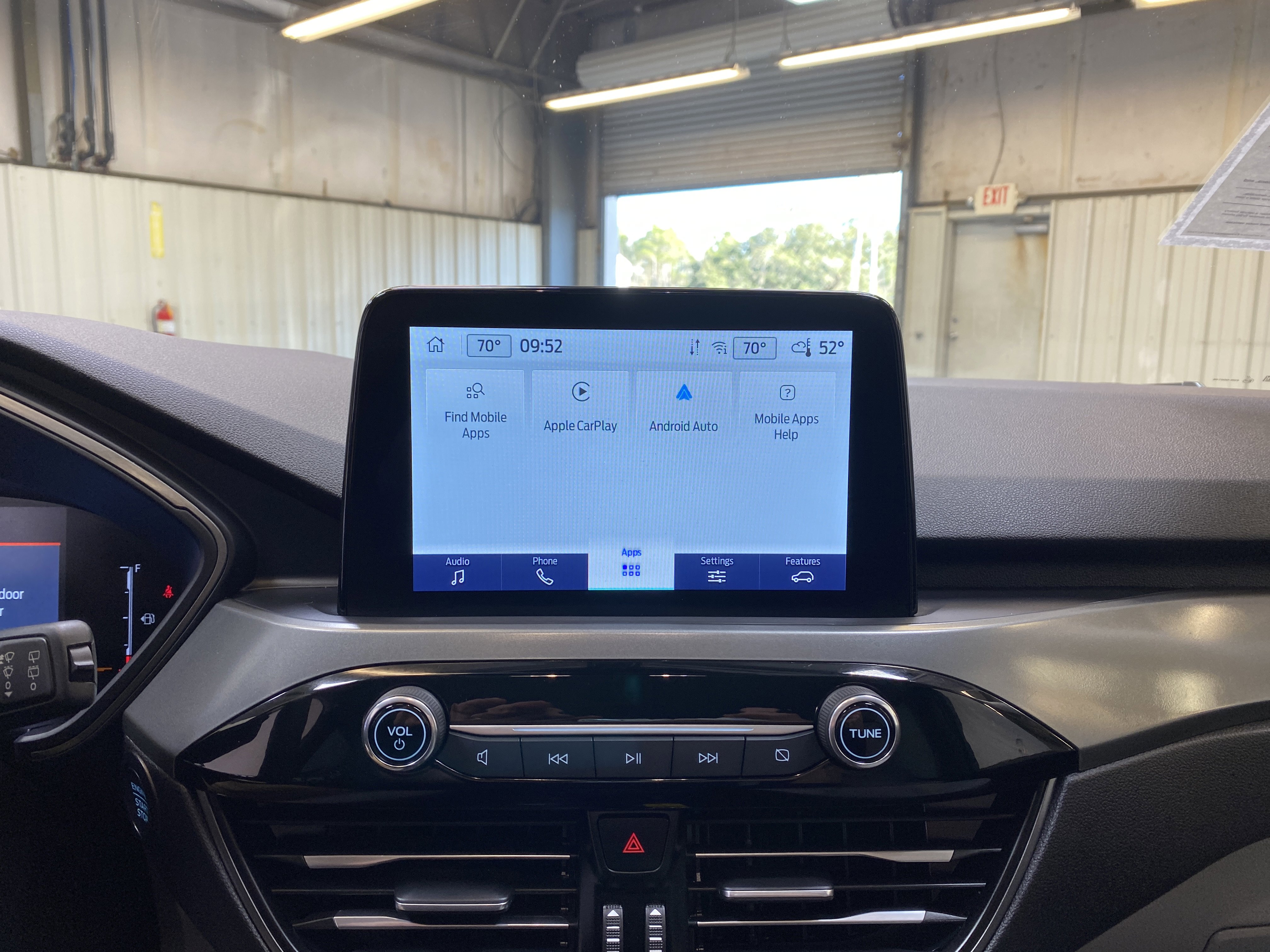 Used 2025 Ford Escape Active image 38