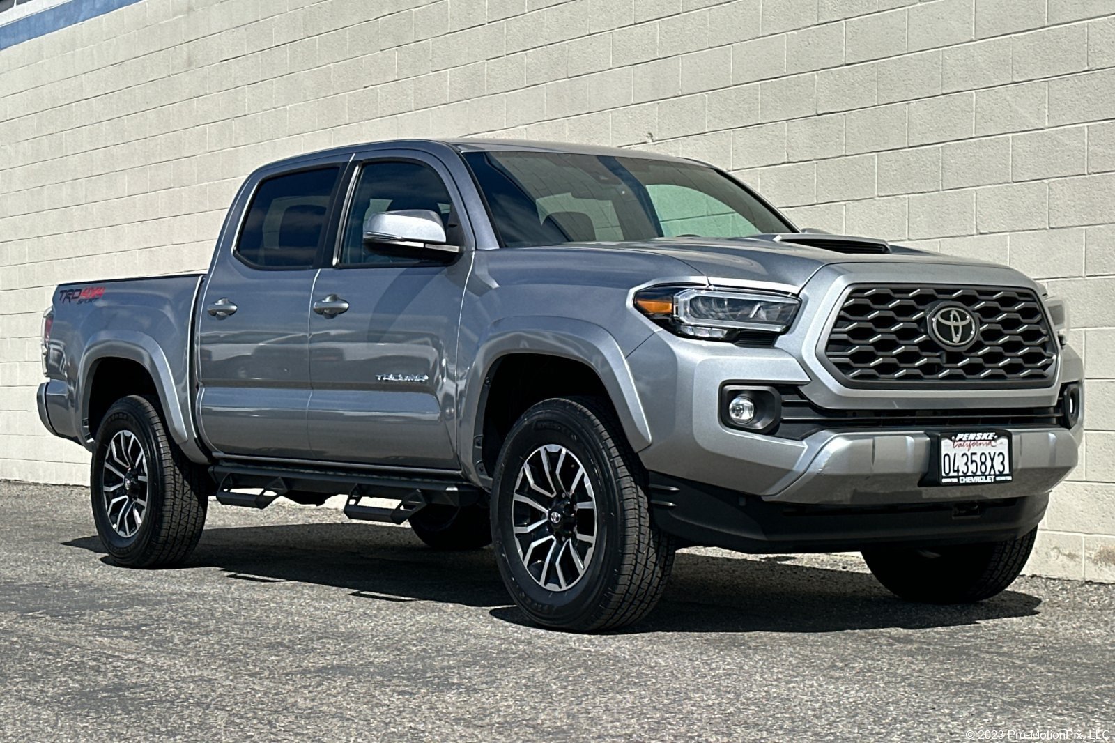 Used 2023 Toyota Tacoma TRD Sport AWD/4WD image 1