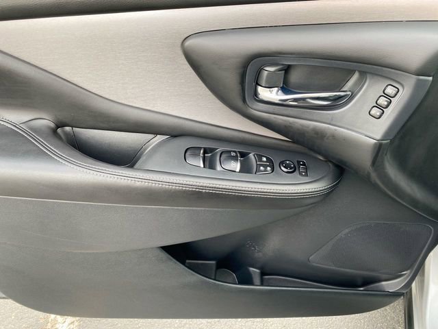 Used 2020 Nissan Murano SL w/ Moonroof Package image 13
