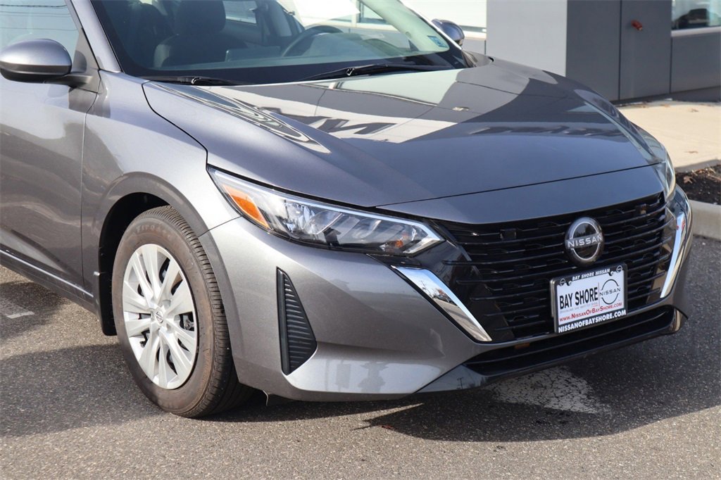 Certified 2025 Nissan Sentra S image 4