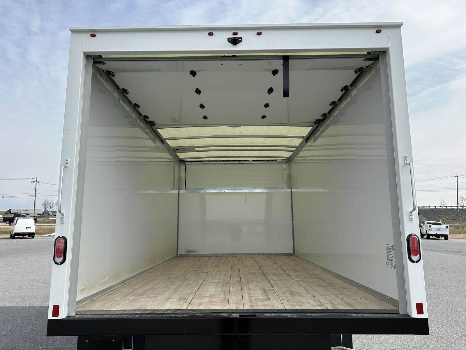 New 2024 Chevrolet Express 4500 w/ Power Convenience Package image 12